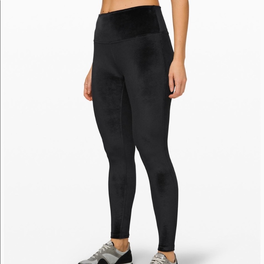 BNWT LULULEMON VELVET